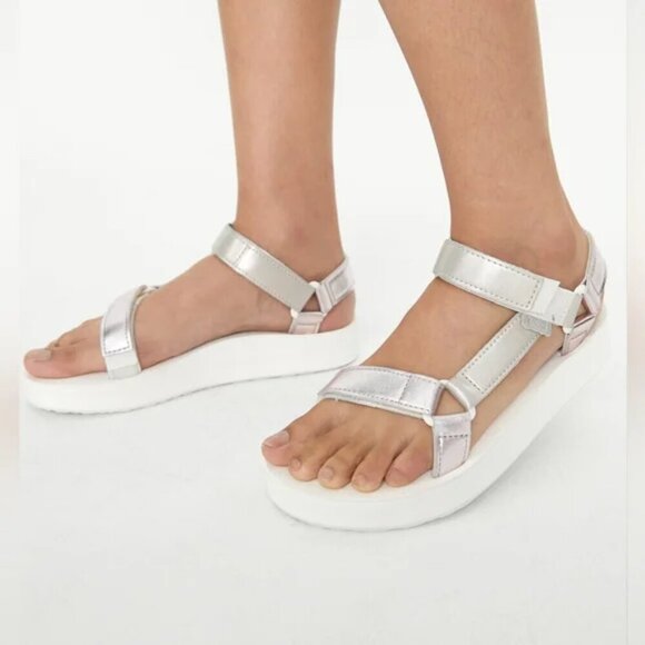 NWT Teva | Midform Universal Shimmer Sandals - Picture 2 of 10